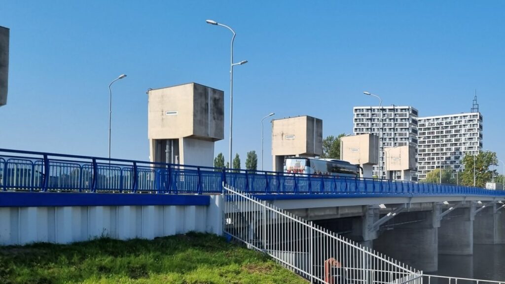 Budowa kładki rowerowej